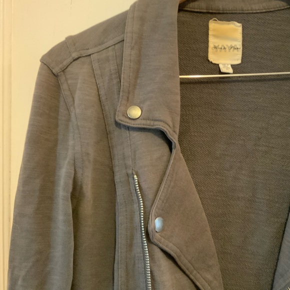 Cropped jacket - Picture 3 of 3